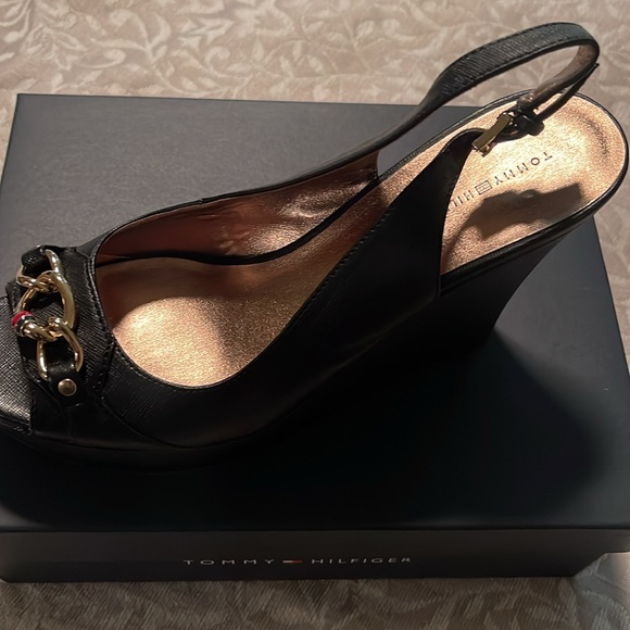 Tommy Hilfiger Wedges !!!! - Picture 3 of 8